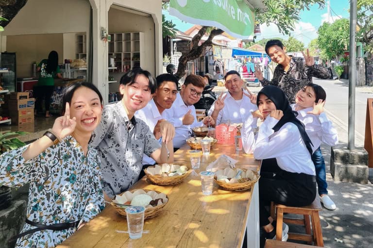 Why Indonesian Workers Choose to Work in Japan: Skilled Interns, Specified Skills, and Domestic Factors Explained