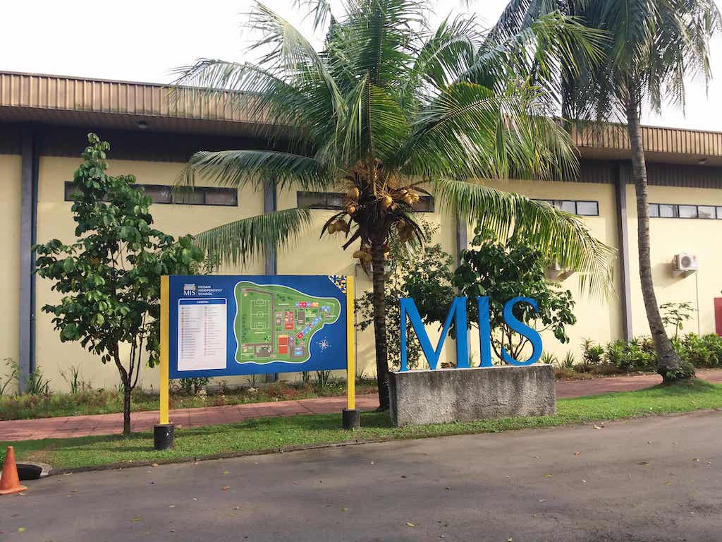 Medan Independent School