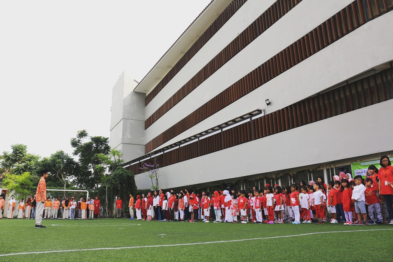 Upacara Sekolah Cikal Surabaya Sekolah Swasta dan International Terbaik di Surabaya