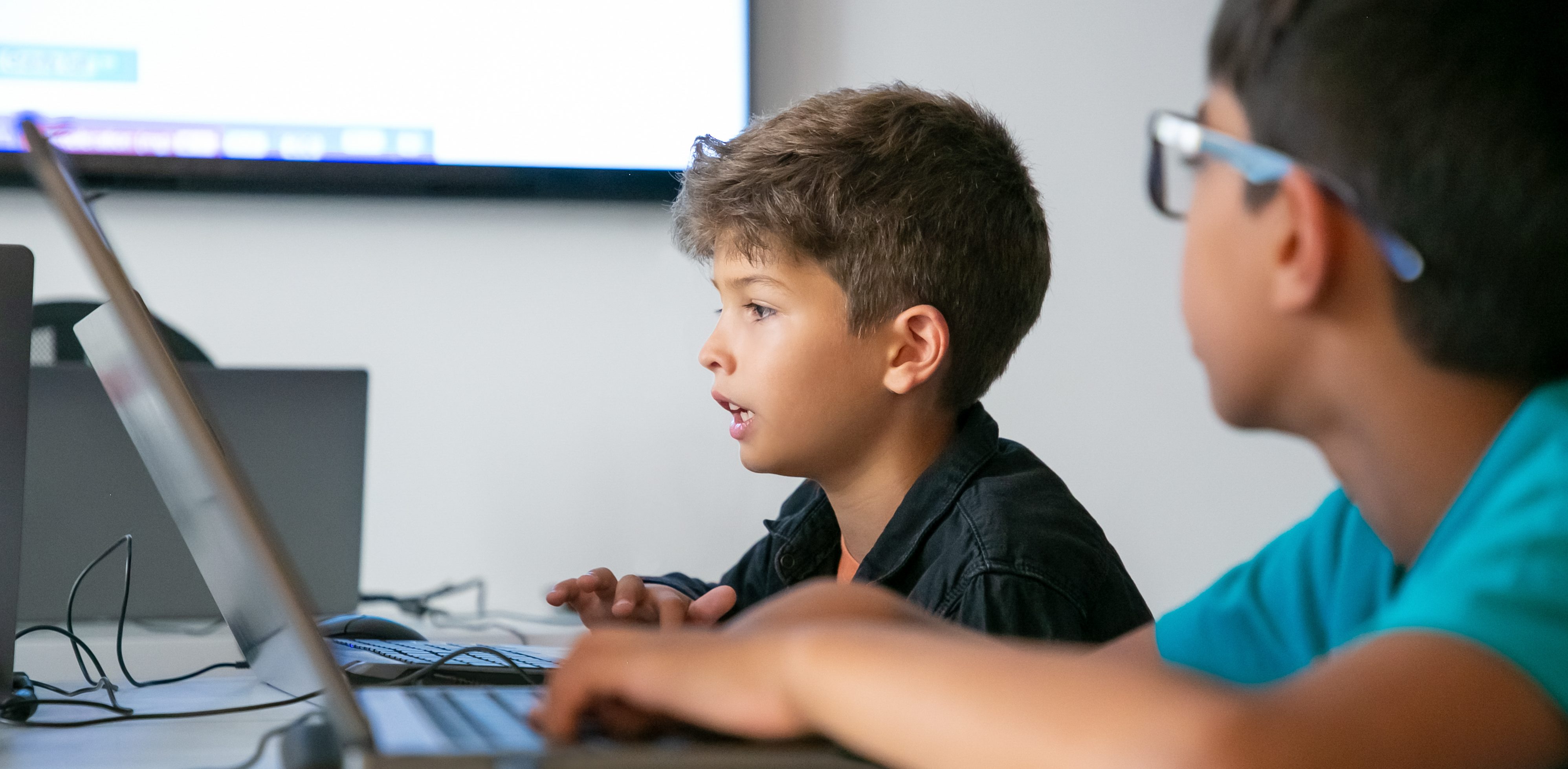 Manfaat Coding: Bagaimana Anak-anak Dapat Melewati Rintangan Melalui Coding? image