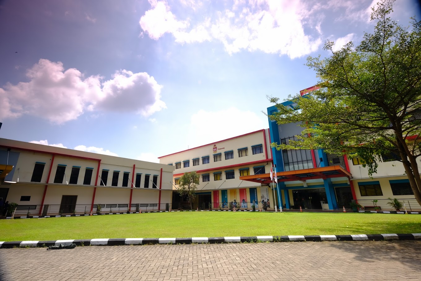 Gedung sekolah SIS Semarang, Sekolah Swasta di Semarang | Biaya Sekolah SIS Semarang | School Fee SIS Semarang