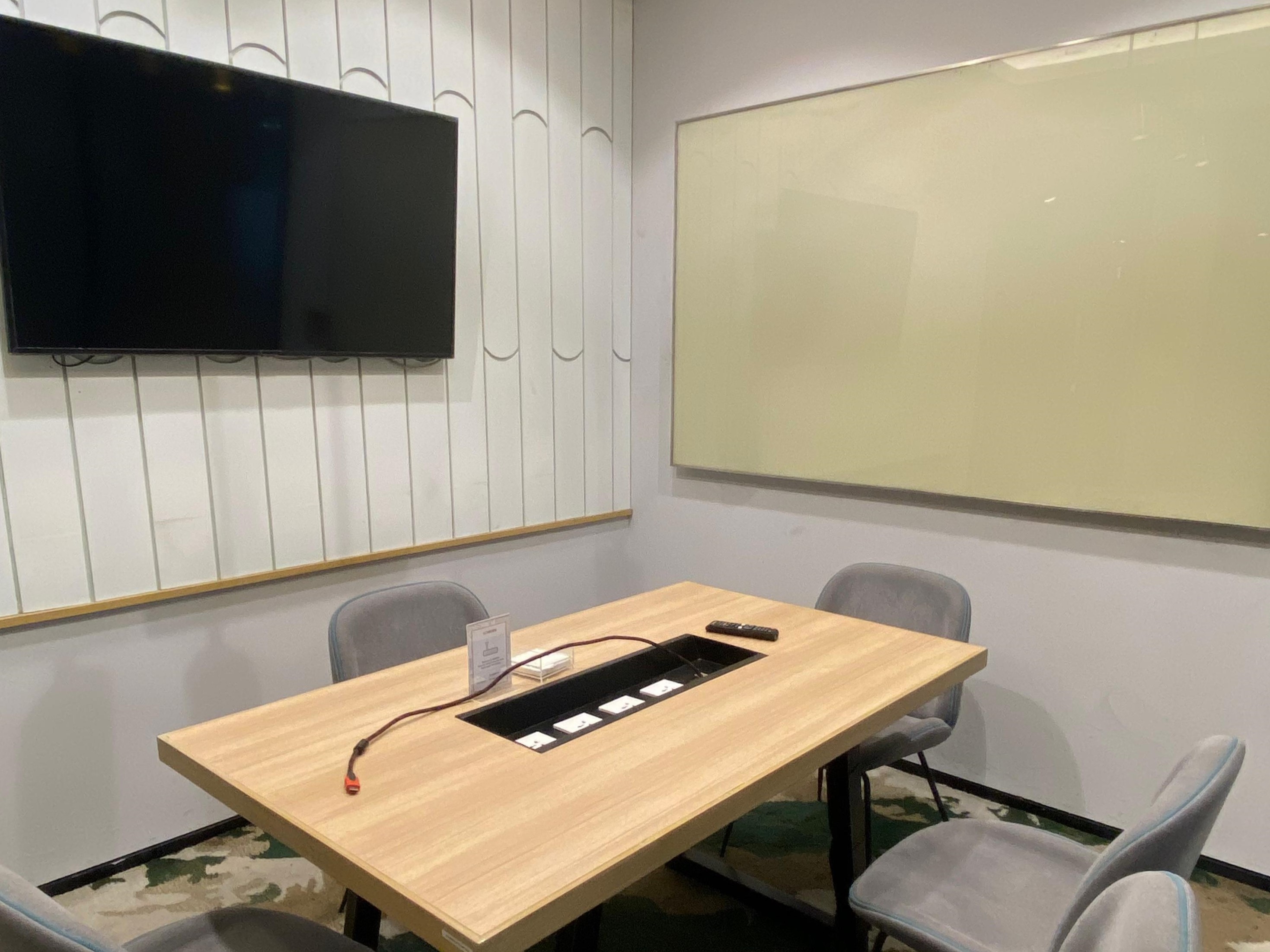 GoWork Kemang, Jakarta Selatan Photo collection