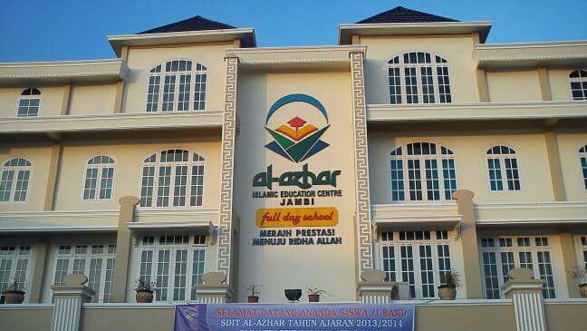 Gedung Sekolahan Diniyyah Al Azhar Islamic School Jambi | Daftar dan Biaya Sekolah Swasta dan Sekolah Internasional Terbaik dan Terunggul di Jambi