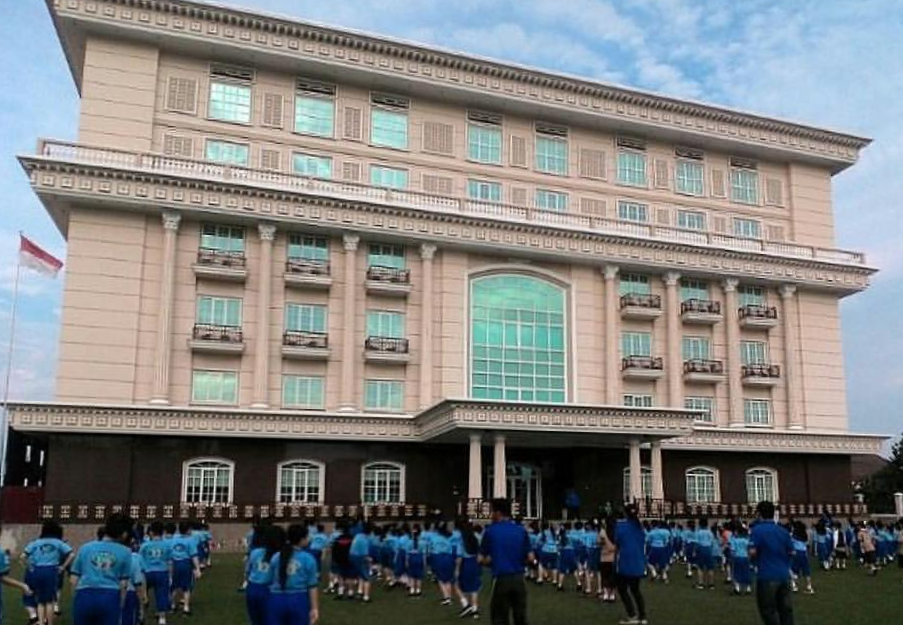Gedung Sekolahan Karunia Global School Jambi | Daftar dan Biaya Sekolah Swasta Terbaik dan Terunggul di Jambi