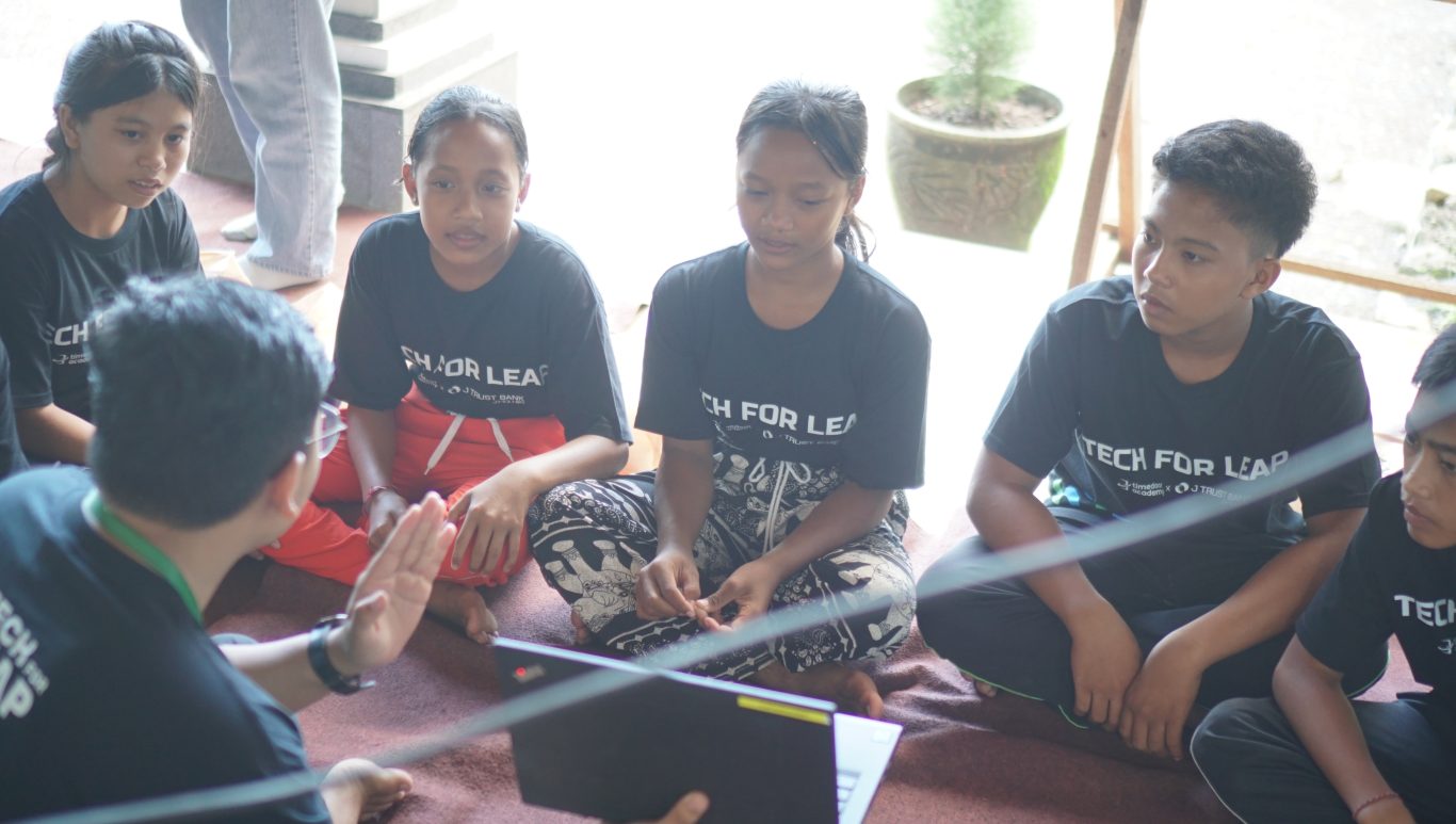 IT education for underprivileged children