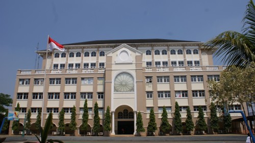 Sekolah Swasta dan Internasional di Green Lake City