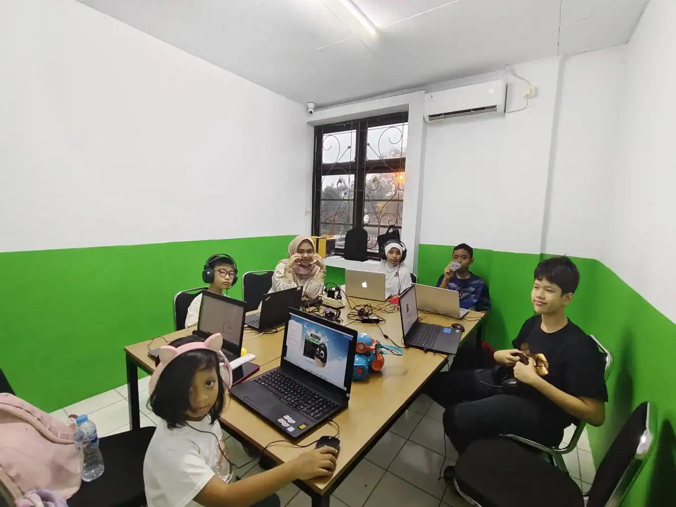 Coding Course in Cimanggu