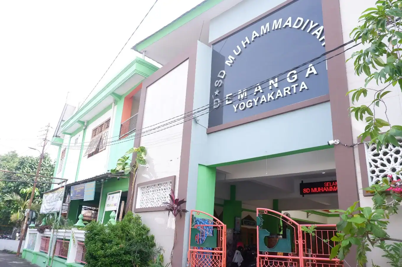 Sekolah Swasta dan Internasional di Yogyakarta

SD MUHAMMADYAH DEMANGGAN
