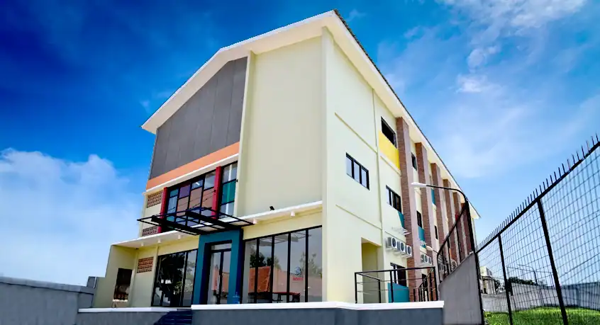 Sekolah Swasta dan Internasional di Sentul

Knowledge Link Intercultural School (KLIS) - Primary School