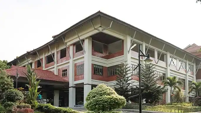 Sekolah Swasta dan Internasional di Sentul

SMA Sekolah Pelita Harapan Sentul City