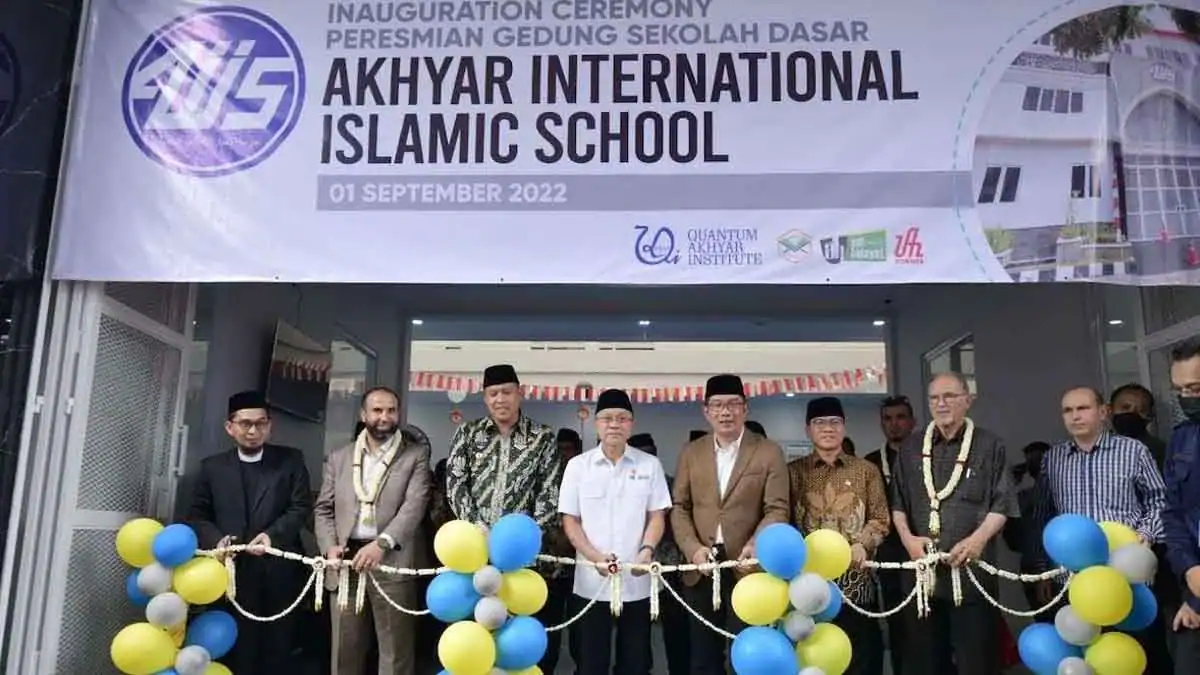 Sekolah Swasta dan Internasional di BSD-Tangsel

SD AKHYAR ISLAMIC SCHOOL