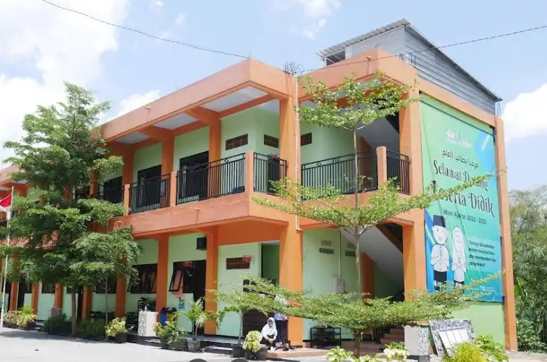 Sekolah Swasta dan Internasional di Lamongan