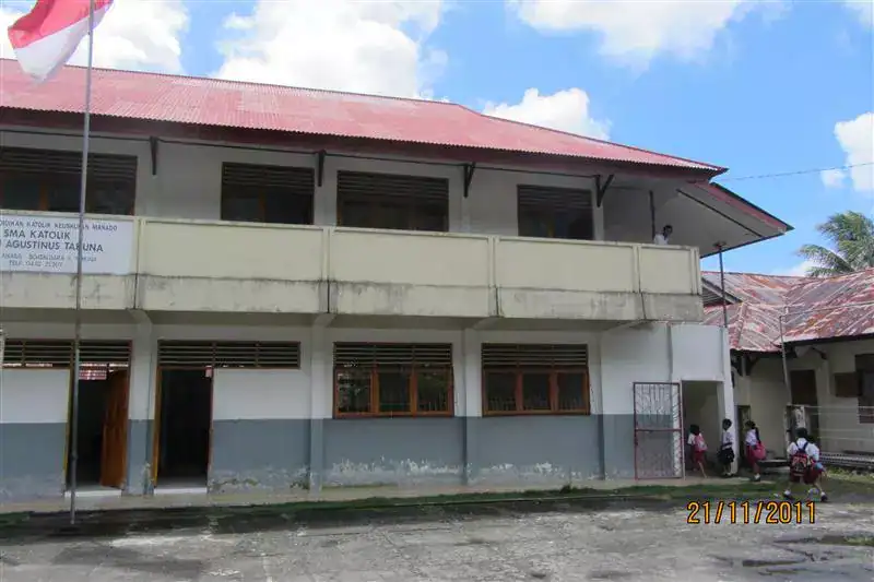 Sekolah Swasta dan Internasional di Kepulauan Sangihe