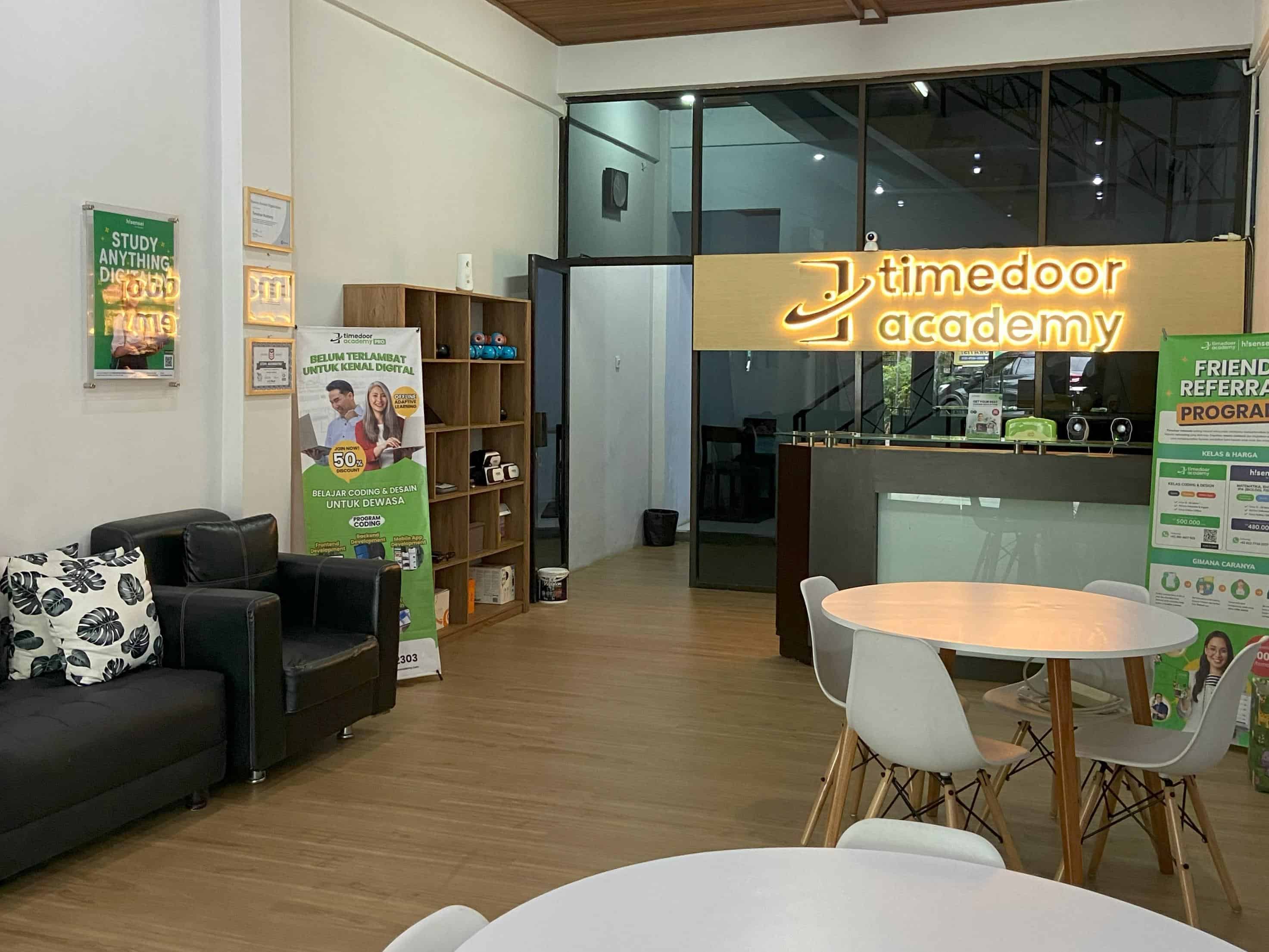 Timedoor Academy Gayungan Image