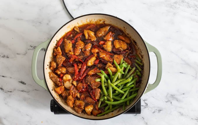 a skillet of sweet chili chicken 
