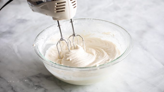 A picture of cream cheese frosting