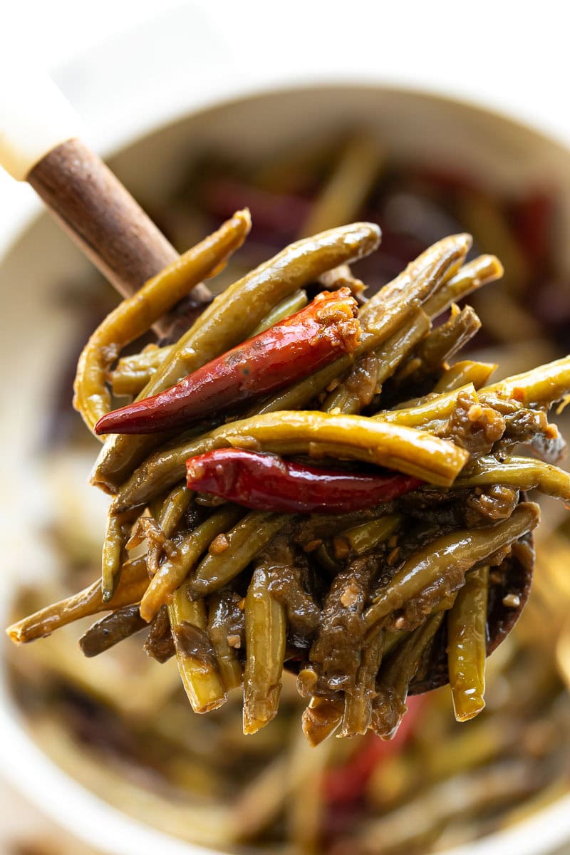 A closeup picture of savory green beans