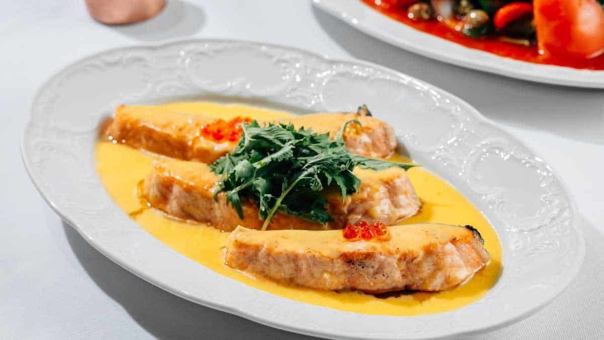 Explore Fumée Steakhouse with New Lunch and Steak & Grape Offers