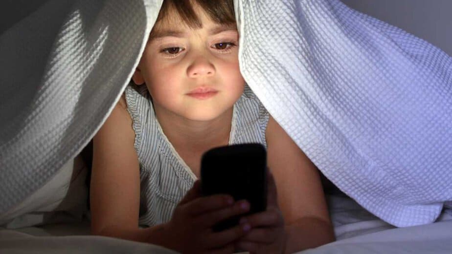 The Impact of Excessive Screen Time on Children's Mental Well-being