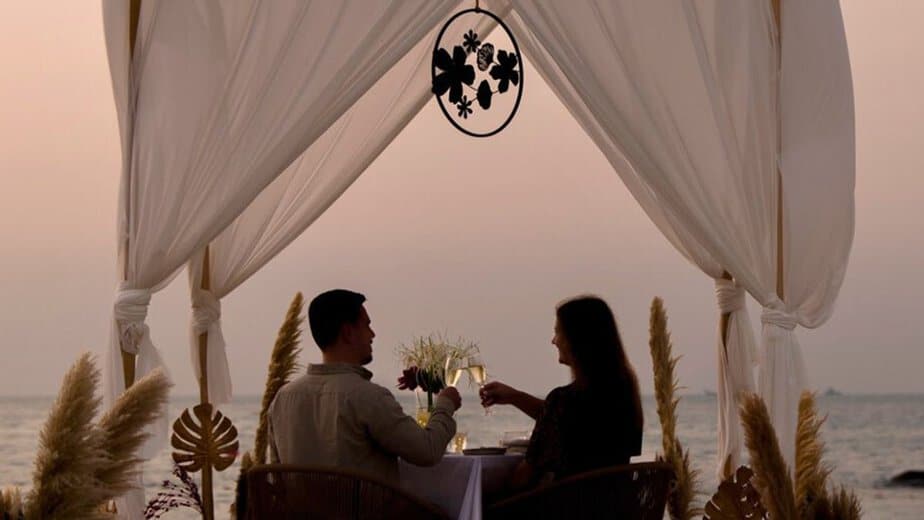 Love by the Gulf: Most Romantic Valentine’s Experiences at InterContinental Ras Al Khaimah