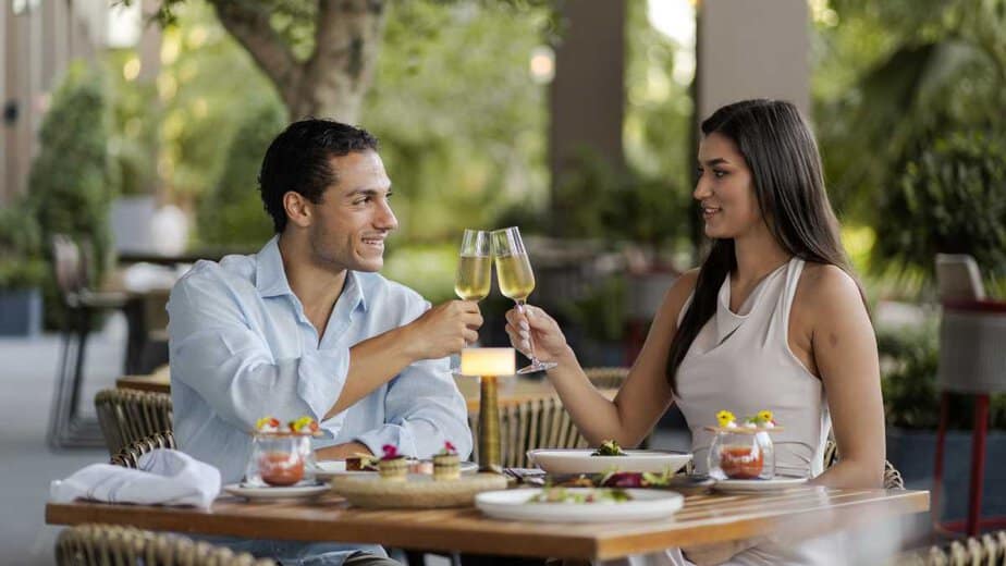 Mövenpick Resort Al Marjan Island’s Coastal Dining Journey