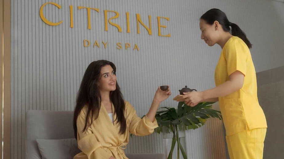 Celebrate Emirati Women’s Day at Mövenpick Resort Al Marjan Island