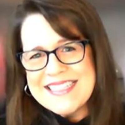 DannaDeLaGarrigue headshot DannaDeLaGarrigue headshot