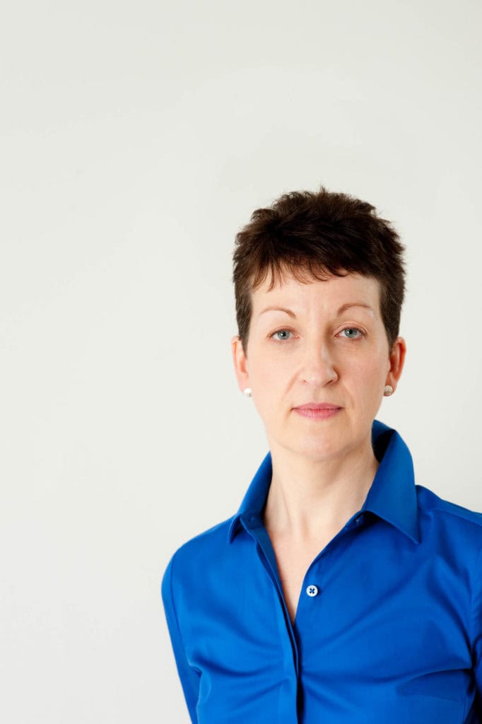 headshots portrait photographer maria sussex london home studio