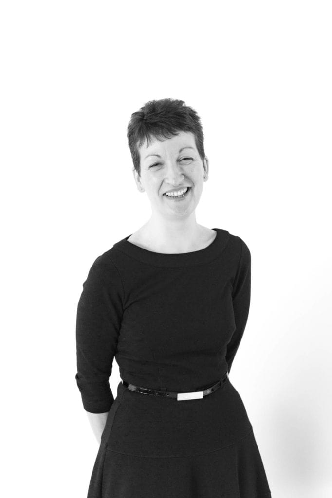 headshots portrait photographer maria sussex london home studio