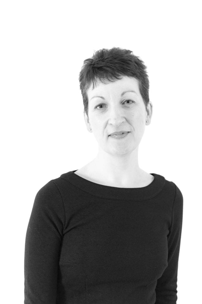 headshots portrait photographer maria sussex london home studio