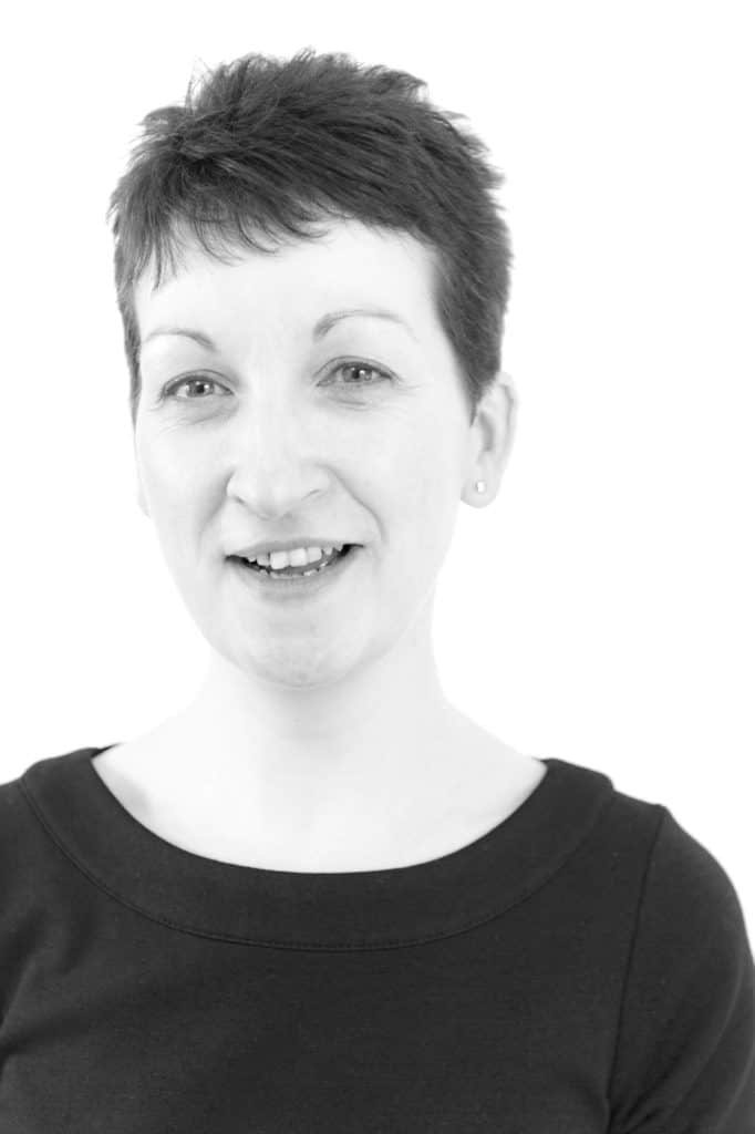 headshots portrait photographer maria sussex london home studio