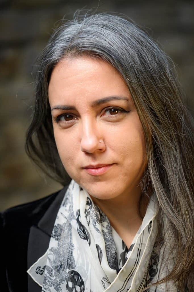 Lejla personal branding photographer headshots natiral vibe bromley-based photographer