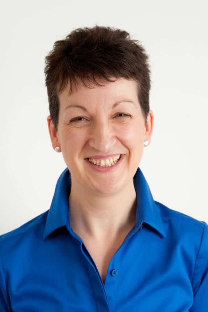 Maria Smart personal branding photographer headshots natiral vibe bromley-based photographer