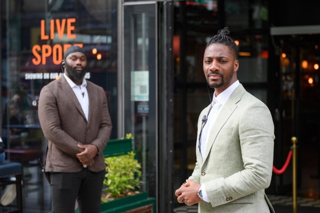 team photos staff headshots group photos London factory office staff headshots 162453 -0.33