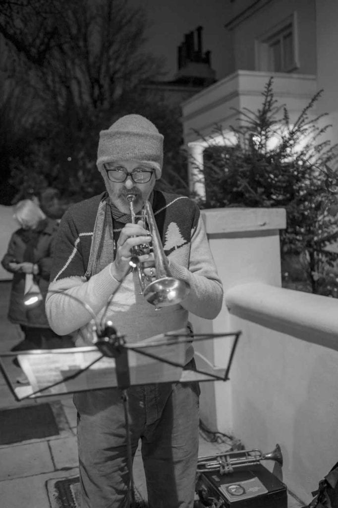 Champion Grove Camberwell Carol Singing London wedding photographer 211217 194634