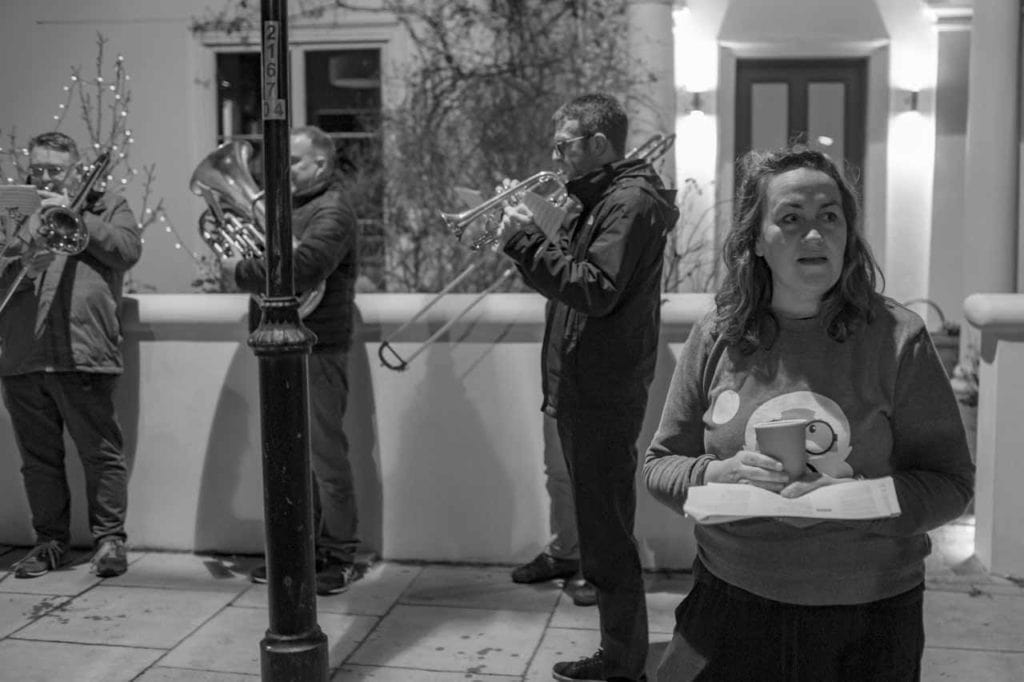 Champion Grove Camberwell Carol Singing London wedding photographer 211217 195902