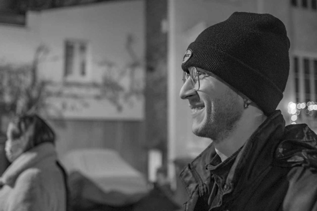 Champion Grove Camberwell Carol Singing London wedding photographer 211217 200824