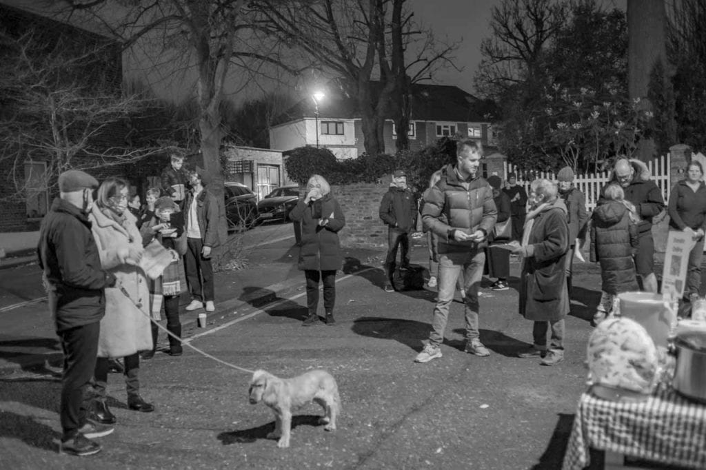 Champion Grove Camberwell Carol Singing London wedding photographer 211217 202335