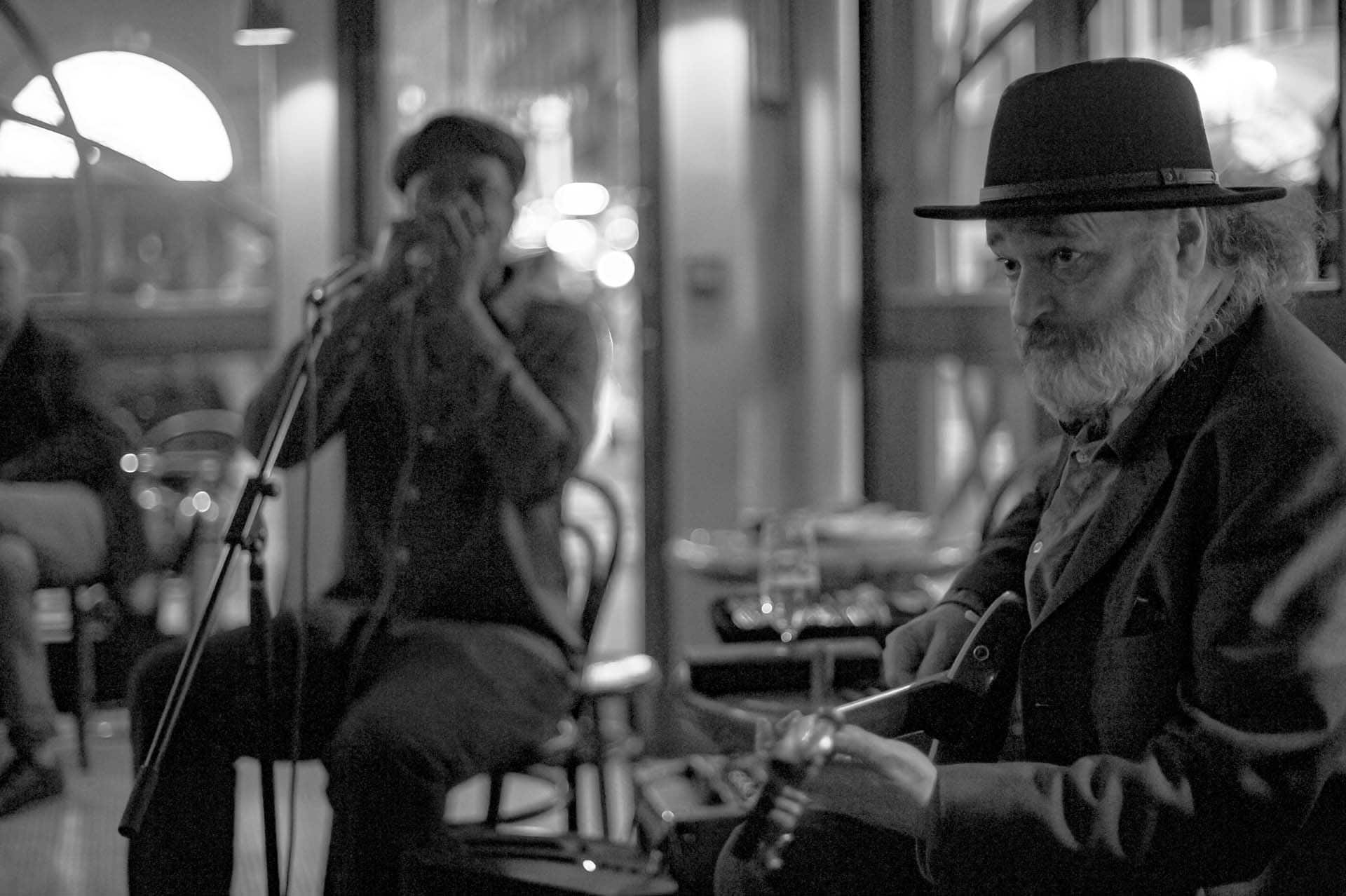 Photographing live music Errol Linton Adam Blake Cafe Boheme 220120 174949 (1) a