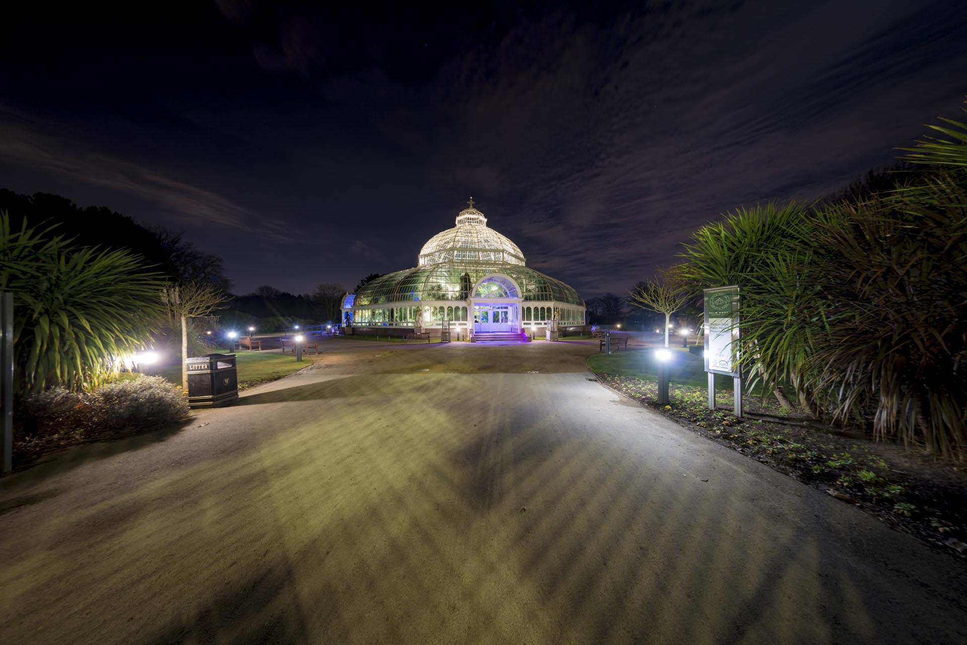 wedding photographer fisheye lens