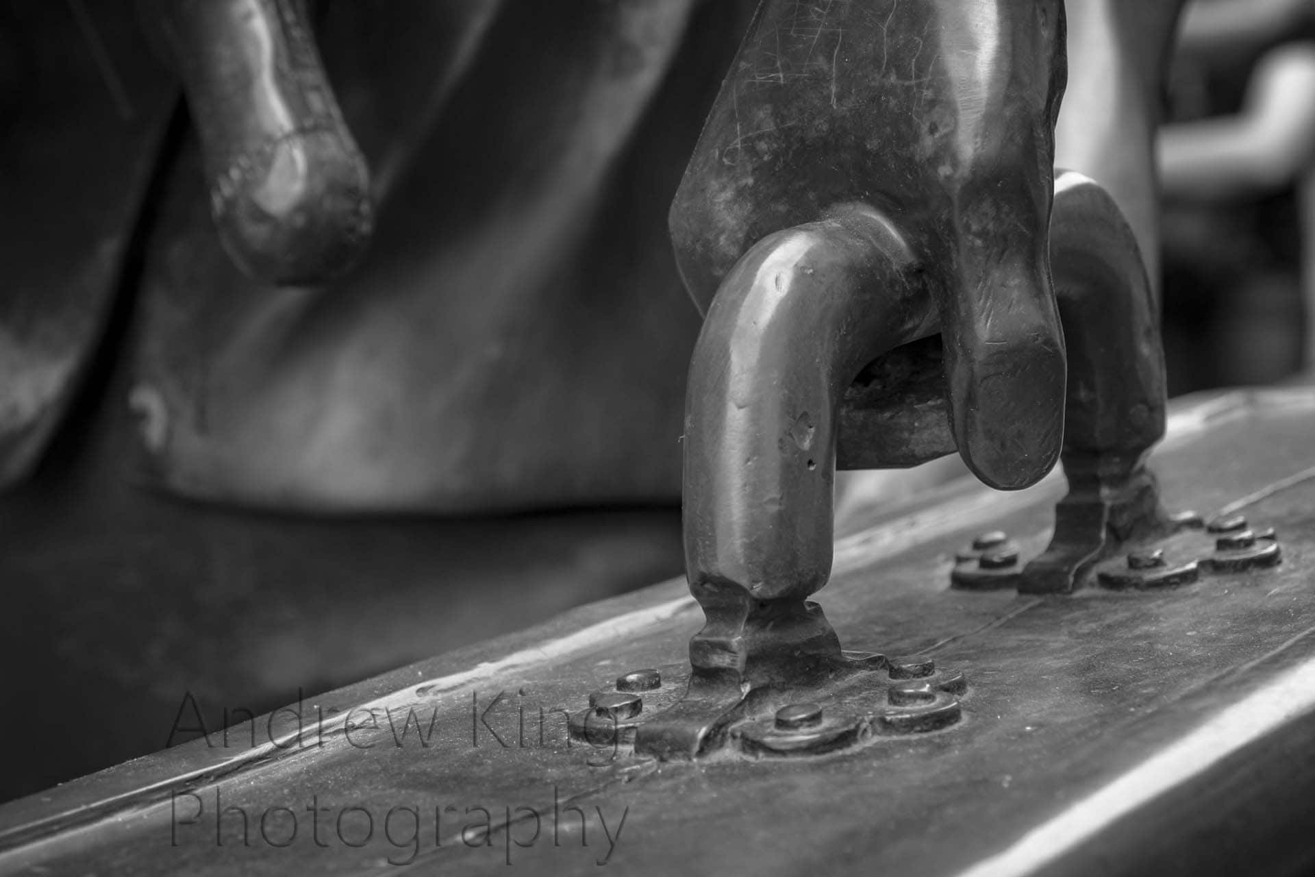 Kindertransport Frank Meisler Berlin Statue Sculpture trains to life trains to death friedrichstrasse bahnhof130506