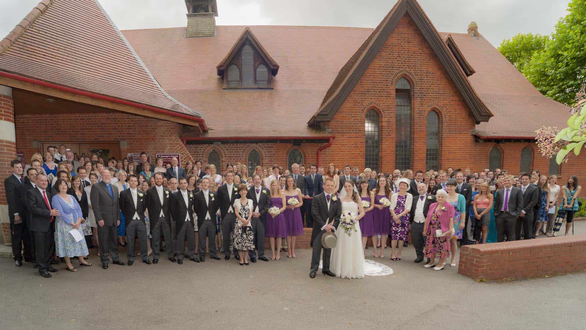 WEDDING PHOTOGRAPHY: GROUP PHOTOGRAPHS