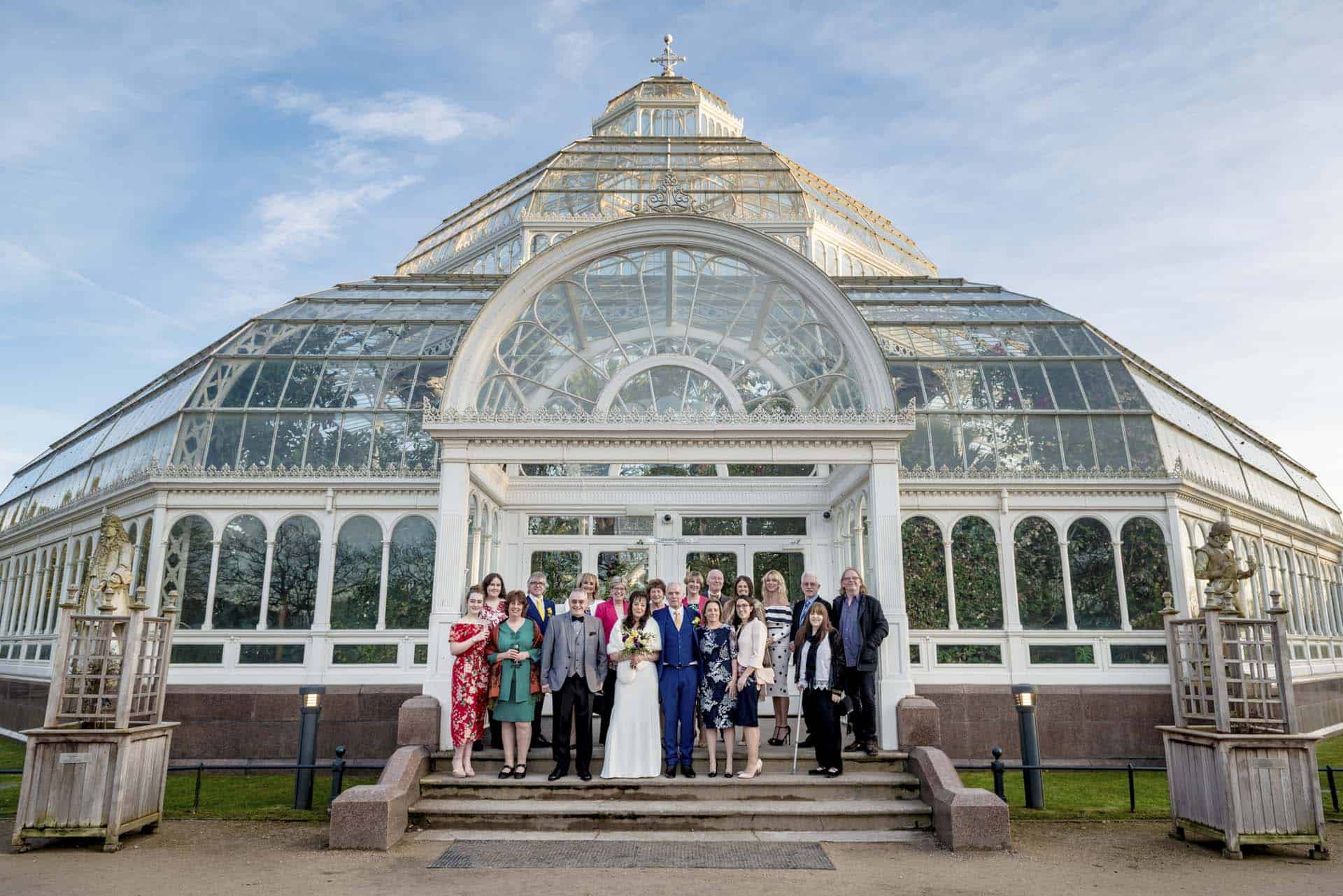 London wedding photographer photography groups guests 175812