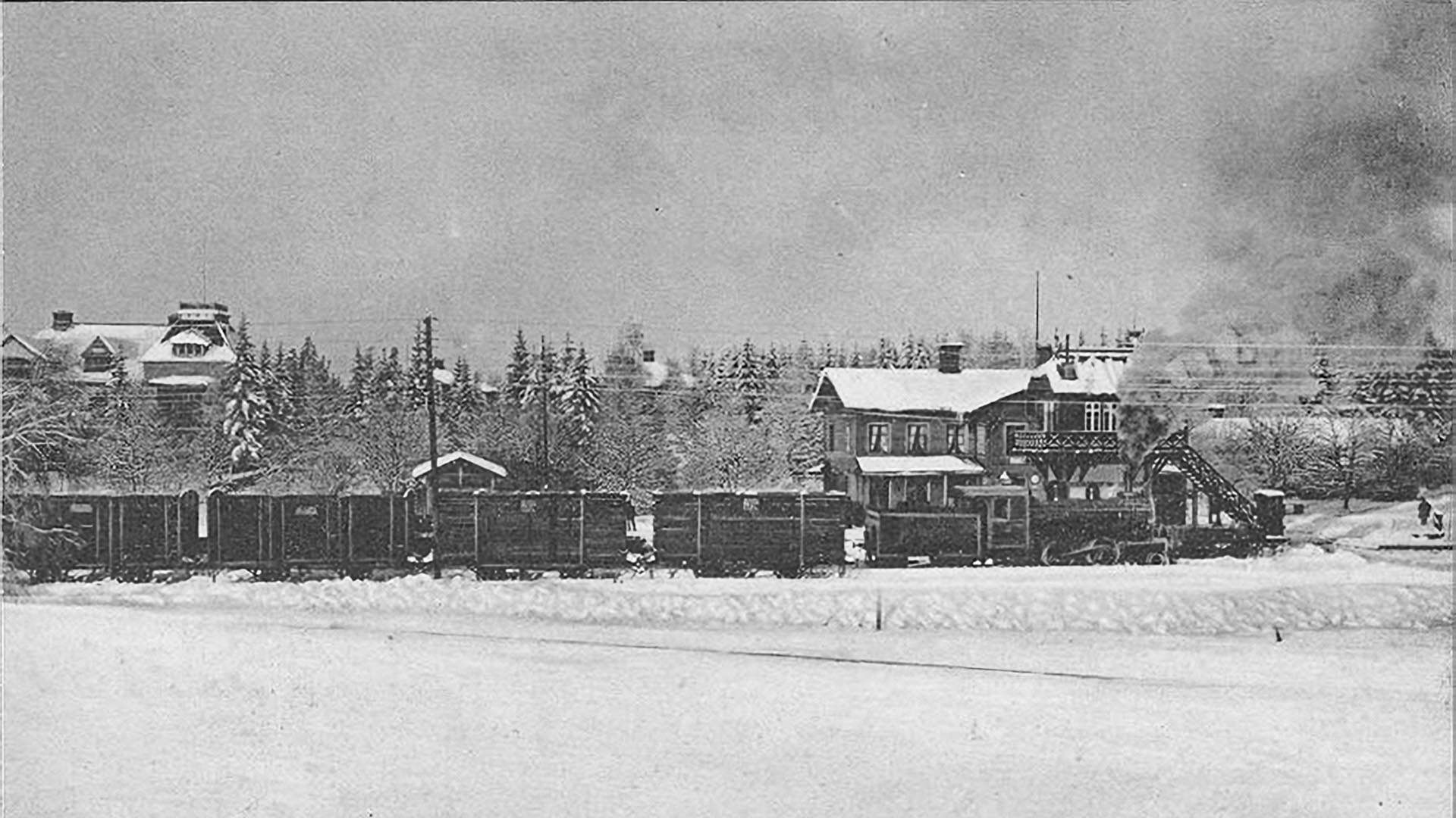 EVERLASTING MOMENTS: MARIA LARSSON