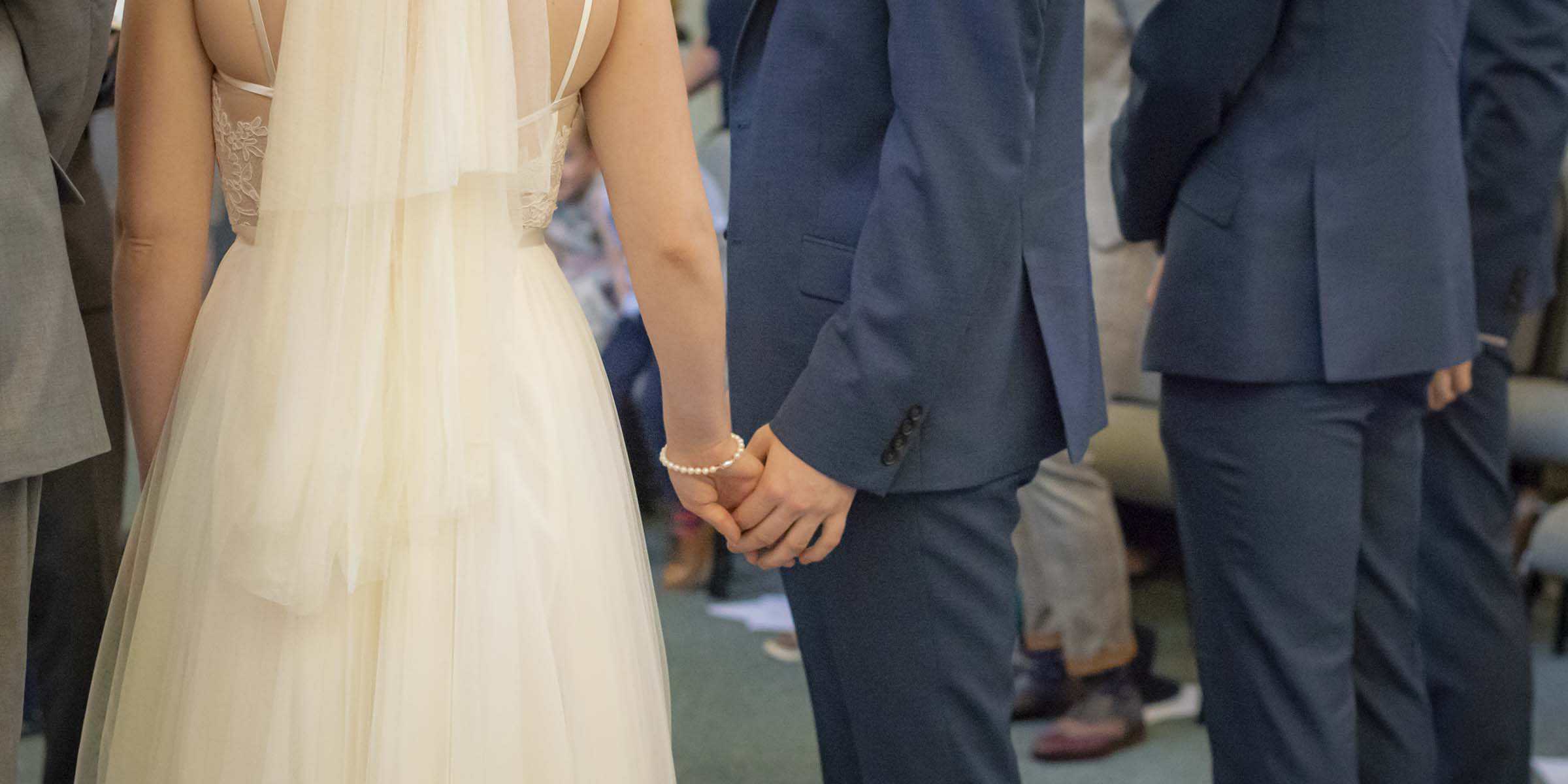 A WEDDING PHOTOGRAPHER’S TOOLS: THE 50MM NIFTY FIFTY