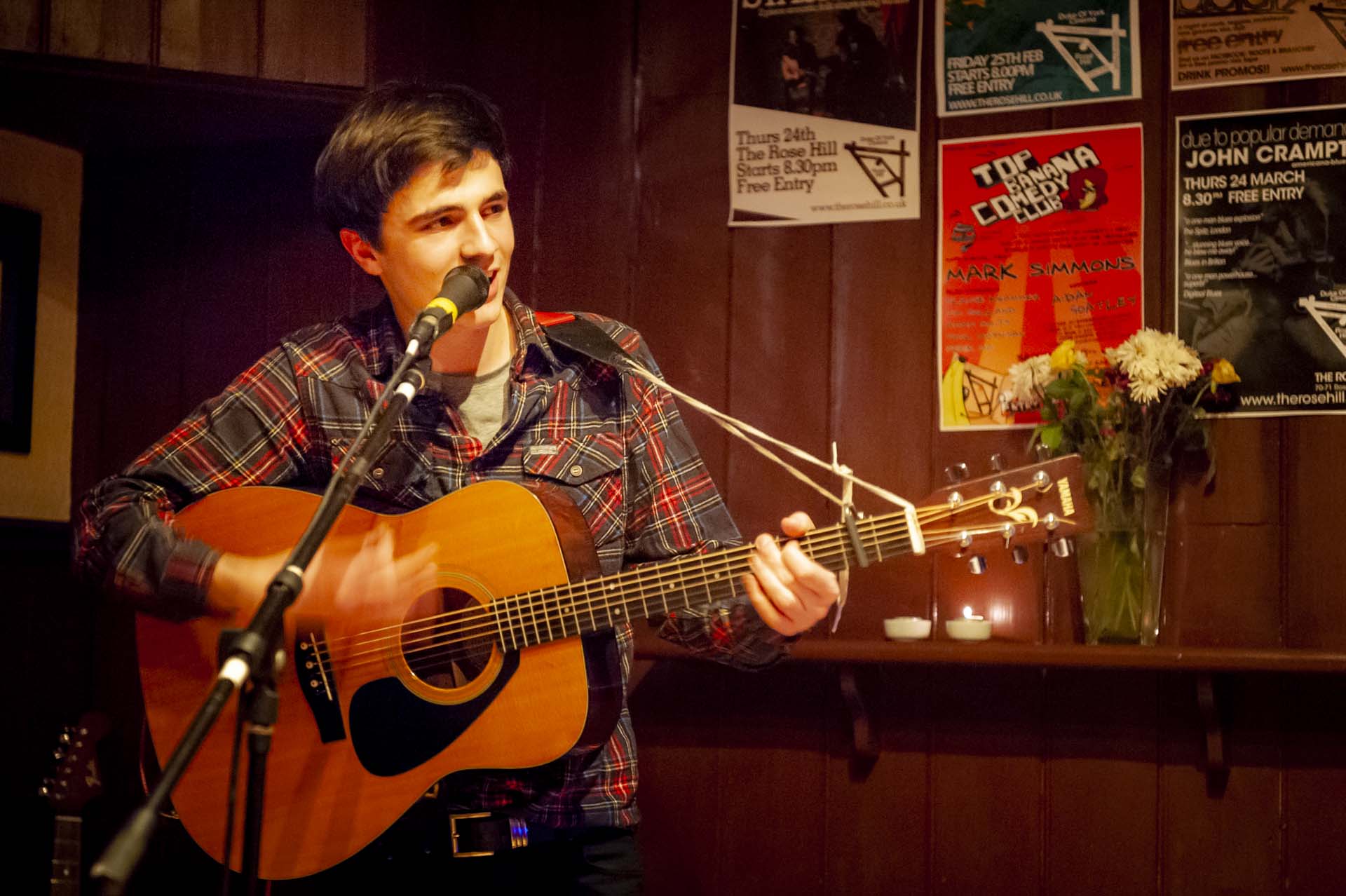 Alex wells alexander teller rosehill tavern 2011 photographing Exposure lighting gig photography live music