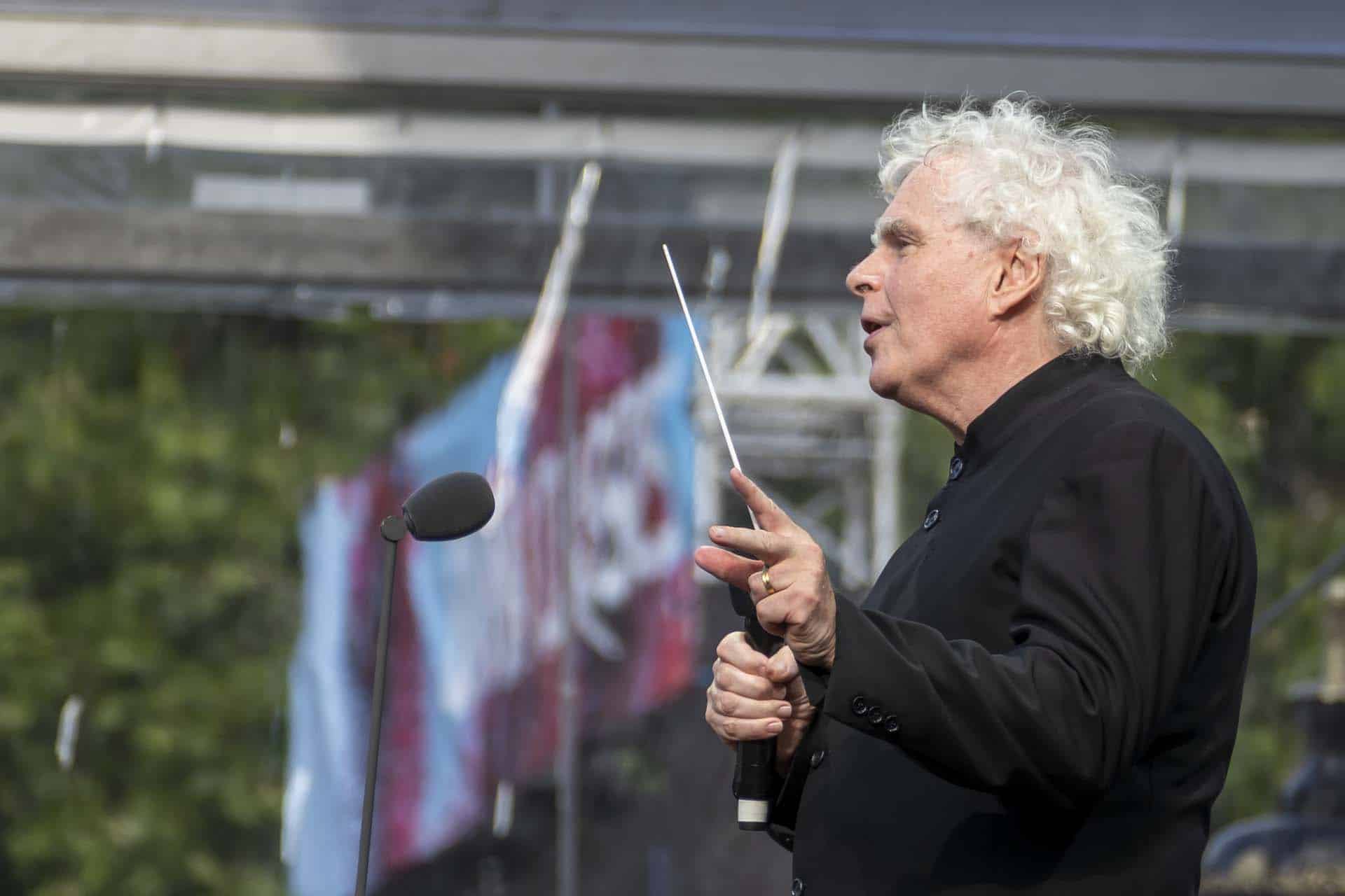 Sir Simon Rattle LSO Trafalgar square Exposure lighting gig photography