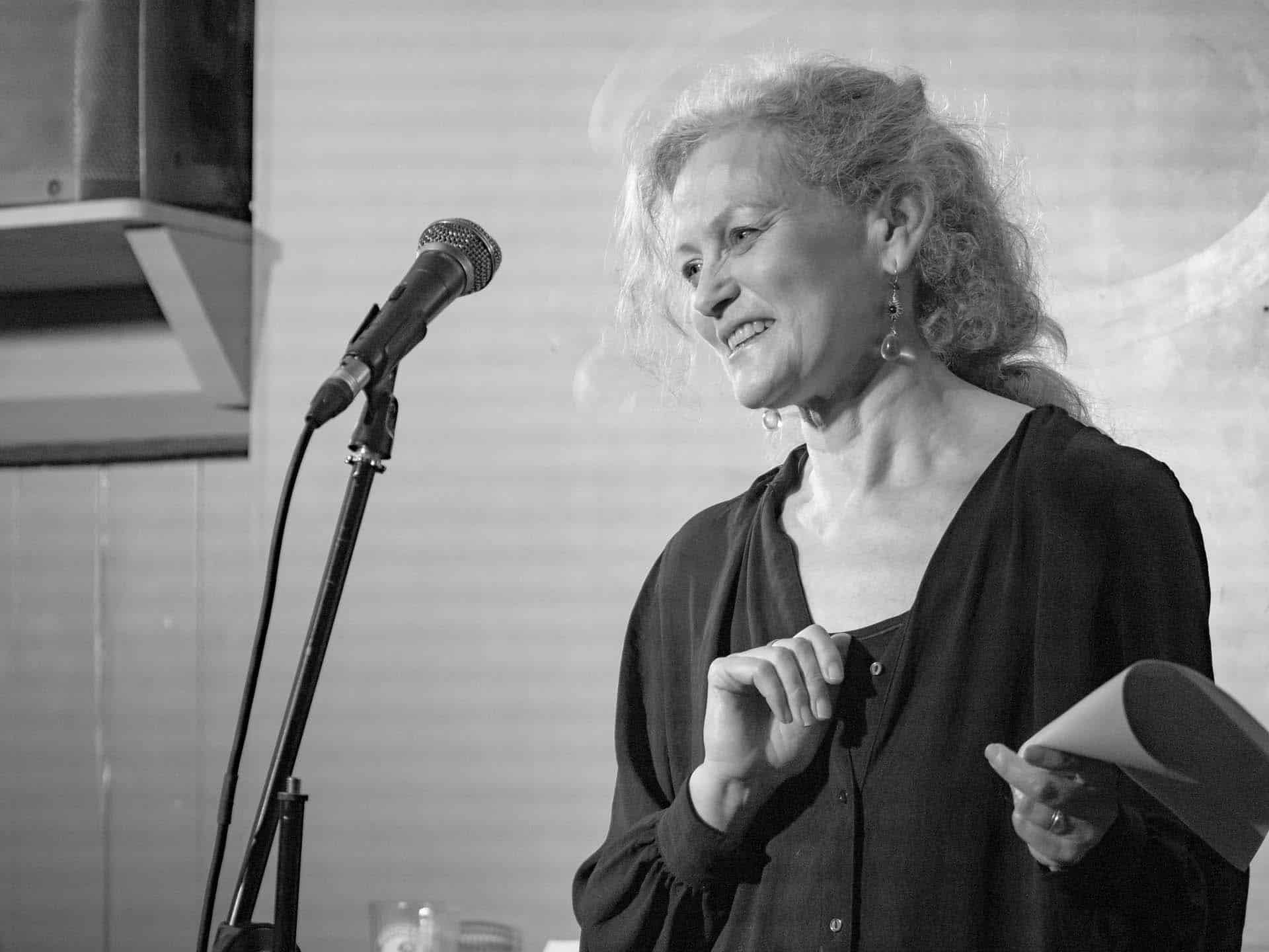 Pighog poetry Pipeline Brighton 230316 211122 Rachel Spence (1) lumix g9 MFT