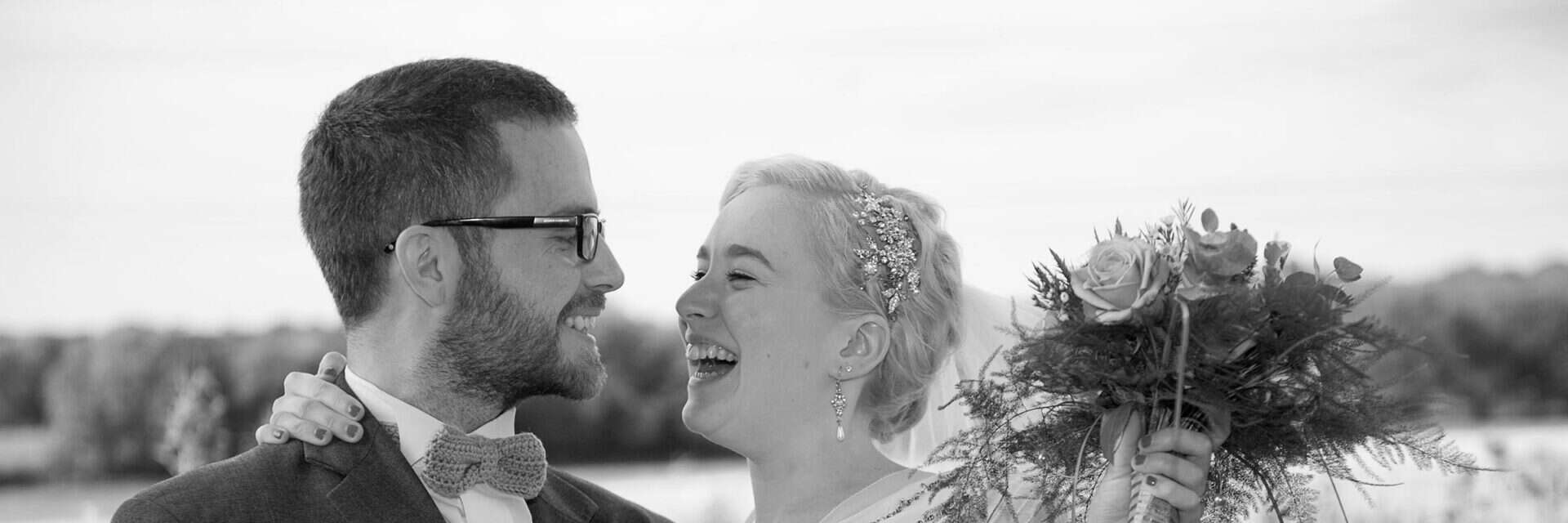 BLACK AND WHITE WEDDING PHOTOGRAPHY