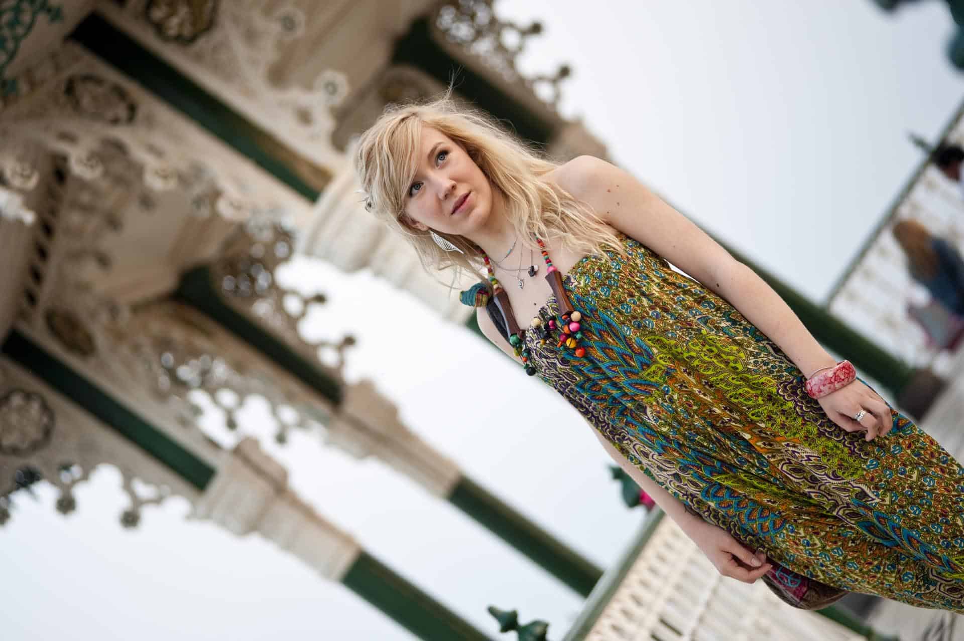 Caitlin Brighton Bromley headshot photographer